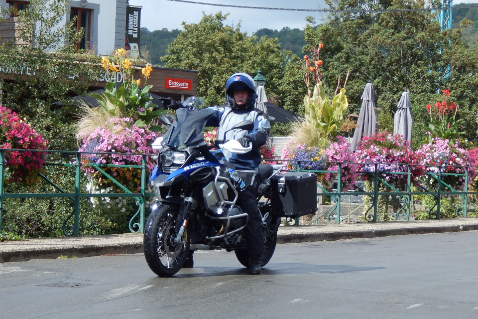 Motorrijbewijspoint Flevoland examengarantie AVB en AVD